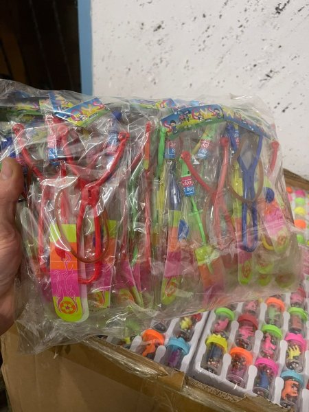 دزينة مقليعة مضيئة